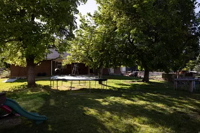 827 S 600 E, River Heights, UT 84321 - Photo 30