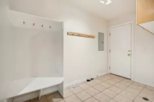 1505 N 2150 E, Layton, UT 84040 - Photo 14