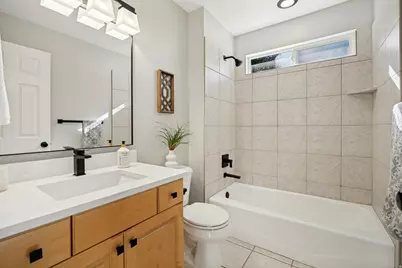1505 N 2150 E, Layton, UT 84040 - Photo 16
