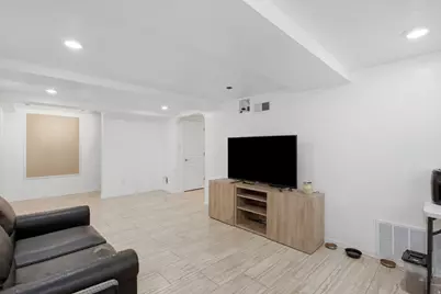932 Symphony Cir, Ogden, UT 84404 - Photo 40