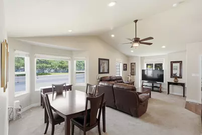 812 W 970 N, Orem, UT 84057 - Photo 4