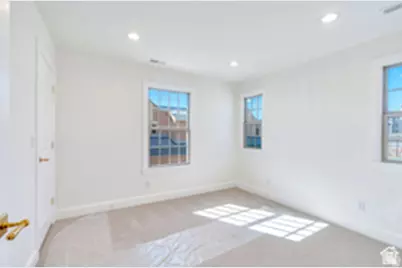 5638 W Hawthorn Ln #10, Herriman, UT 84096 - Photo 14