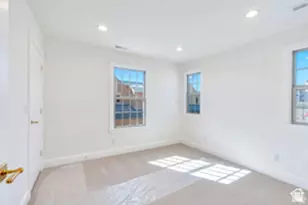 5638 W Hawthorn Ln, Herriman, UT 84096 - Photo 14
