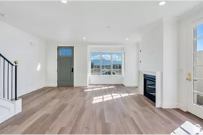 5638 W Hawthorn Ln #10, Herriman, UT 84096 - Photo 2