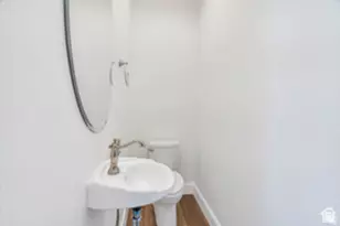 5638 W Hawthorn Ln, Herriman, UT 84096 - Photo 8