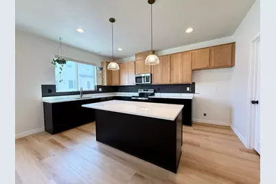 774 W 480 S, American Fork, UT 84003 - Photo 2