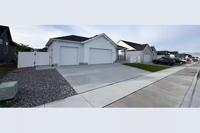 387 E Broderick Way W #108, Grantsville, UT 84029 - Photo 4