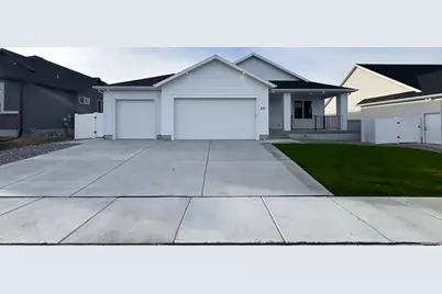 387 E Broderick Way W #108, Grantsville, UT 84029 - Photo 2