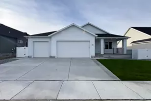 387 E Broderick Way W, Grantsville, UT 84029 - Photo 2