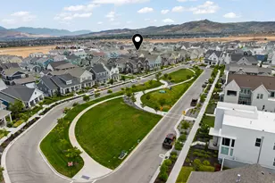 11627 S Silver Pond Dr, South Jordan, UT 84009 - Photo 32