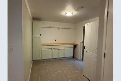 375 E 10560 S, Sandy, UT 84070 - Photo 10