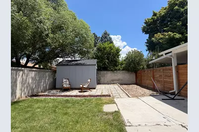 375 E 10560 S, Sandy, UT 84070 - Photo 18