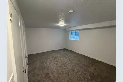 375 E 10560 S, Sandy, UT 84070 - Photo 12