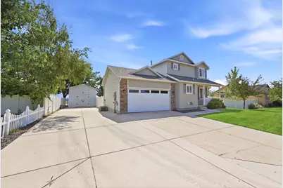 1128 N Mustang Ln W, Saratoga Springs, UT 84045 - Photo 2