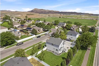 1128 N Mustang Ln W, Saratoga Springs, UT 84045 - Photo 6
