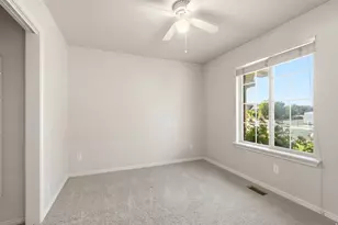 546 W 2525 S, Syracuse, UT 84075 - Photo 32
