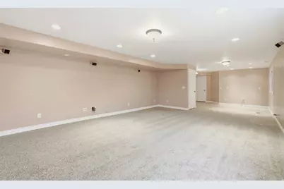 546 W 2525 S, Syracuse, UT 84075 - Photo 36