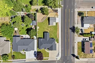 546 W 2525 S, Syracuse, UT 84075 - Photo 2