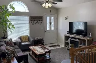 641 E Greystone Way N, Tooele, UT 84074 - Photo 4