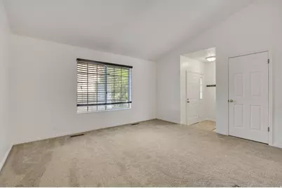 3268 S Plum Tree Ln, Bountiful, UT 84010 - Photo 12