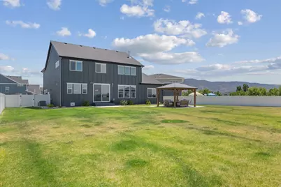 4687 N Primrose Way, Eagle Mountain, UT 84005 - Photo 38