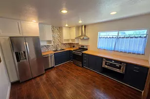 194 W 1900 N, Sunset, UT 84015 - Photo 8