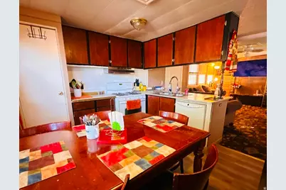 705 S Redwood Rd #23, Salt Lake City, UT 84104 - Photo 2