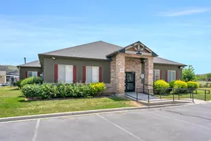 3585 E Rock Creek Rd N, Eagle Mountain, UT 84005 - Photo 20