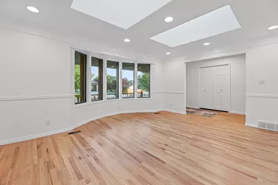 1649 E Success Ln, Sandy, UT 84092 - Photo 4
