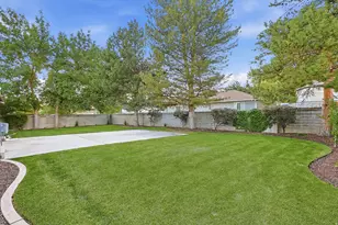 1649 E Success Ln, Sandy, UT 84092 - Photo 36