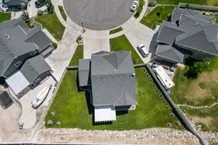 1224 W Peak Pl, Saratoga Springs, UT 84045 - Photo 38