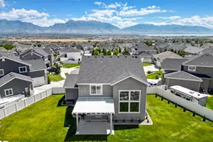 1224 W Peak Pl, Saratoga Springs, UT 84045 - Photo 36