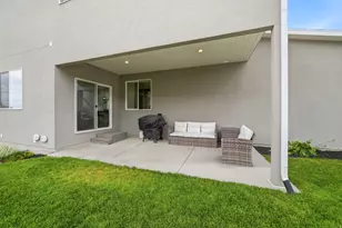 2323 E Patriot Dr, Eagle Mountain, UT 84005 - Photo 36