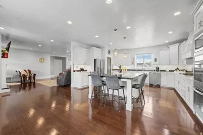 826 N Timber Dr, Lehi, UT 84043 - Photo 6