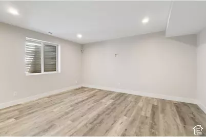 1542 N 2575 E, Layton, UT 84040 - Photo 48