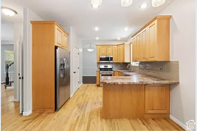 1542 N 2575 E, Layton, UT 84040 - Photo 12