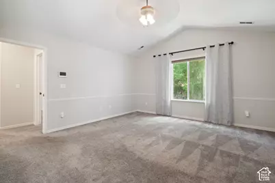 1542 N 2575 E, Layton, UT 84040 - Photo 28