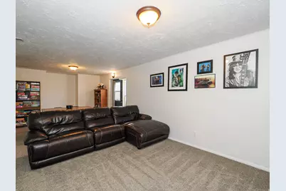 2684 W Toni Lee St S, West Jordan, UT 84088 - Photo 32