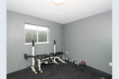 2684 W Toni Lee St S, West Jordan, UT 84088 - Photo 38