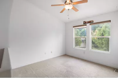 538 W Lochlevan Ln S, Murray, UT 84123 - Photo 12