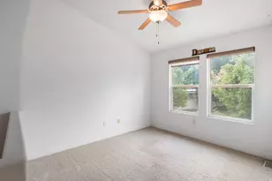 538 W Lochlevan Ln S, Murray, UT 84123 - Photo 12