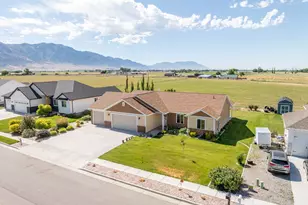 1204 E 250 S, Tremonton, UT 84337 - Photo 32