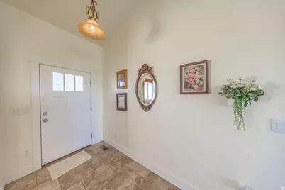 1204 E 250 S, Tremonton, UT 84337 - Photo 8