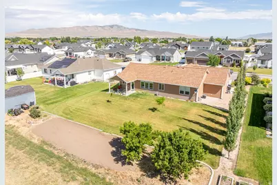 1204 E 250 S, Tremonton, UT 84337 - Photo 36