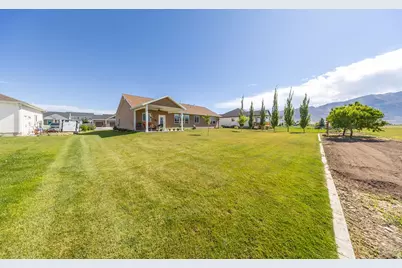 1204 E 250 S, Tremonton, UT 84337 - Photo 28