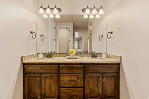 2073 N Coral Ridge Dr, Washington, UT 84780 - Photo 26