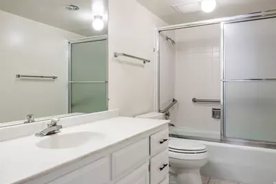 245 N Vine St W #803, Salt Lake City, UT 84103 - Photo 12