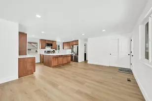 895 N Stoneybrook Rd, Kaysville, UT 84037 - Photo 8