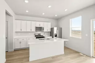 932 E Eden St, Eagle Mountain, UT 84005 - Photo 12