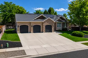 407 E 950 N, Richfield, UT 84701 - Photo 2